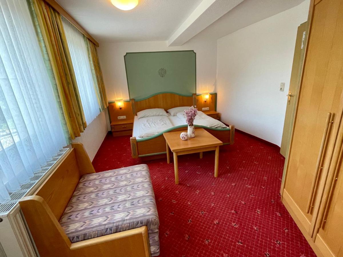 Hotel Gasthof Stoanerhof Mayrhofen Eksteriør billede