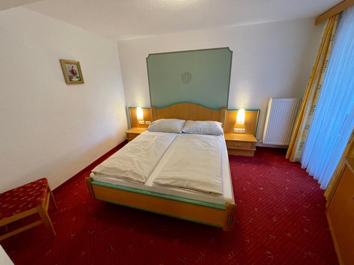 Hotel Gasthof Stoanerhof Mayrhofen Eksteriør billede