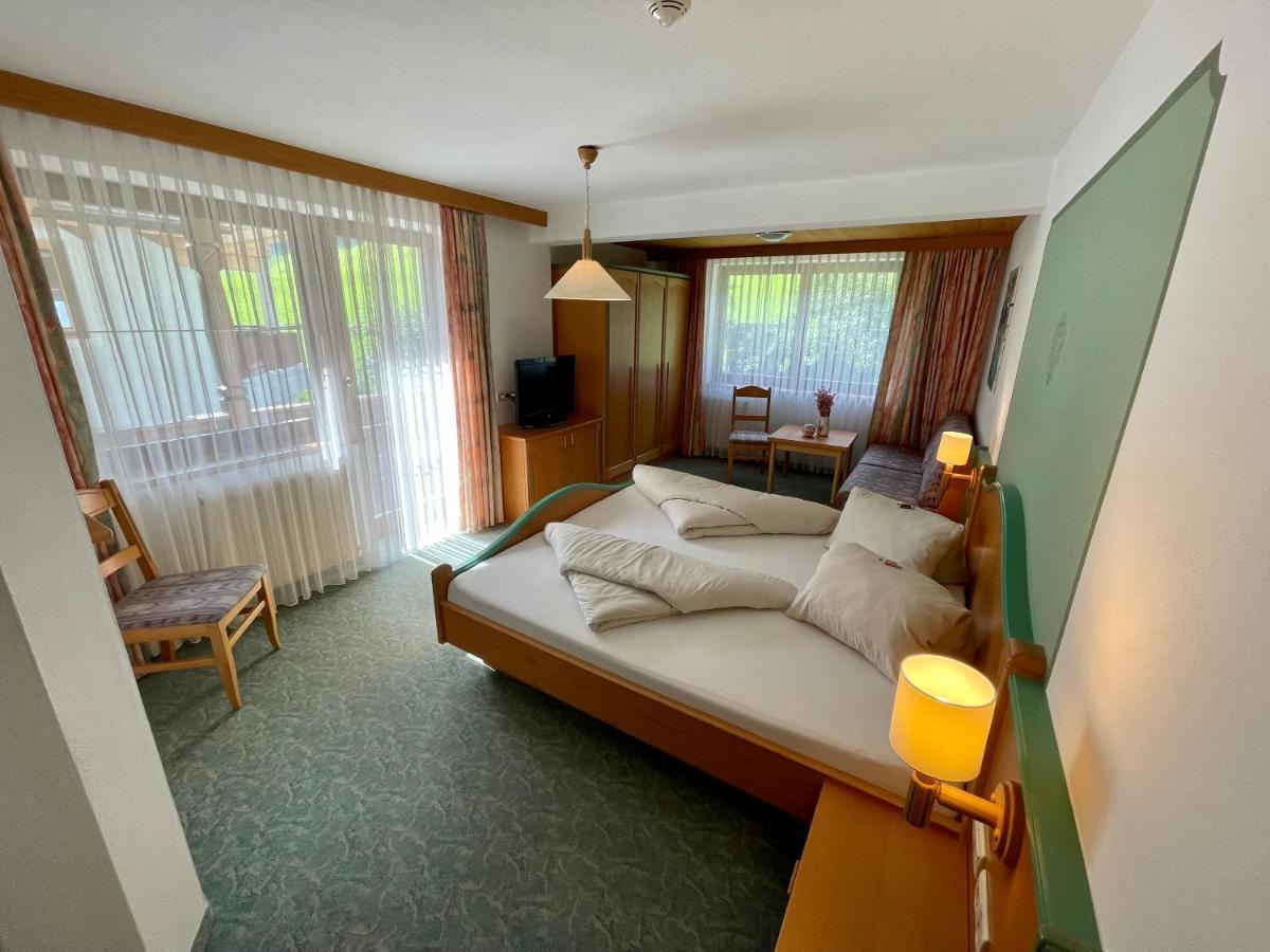 Hotel Gasthof Stoanerhof Mayrhofen Eksteriør billede