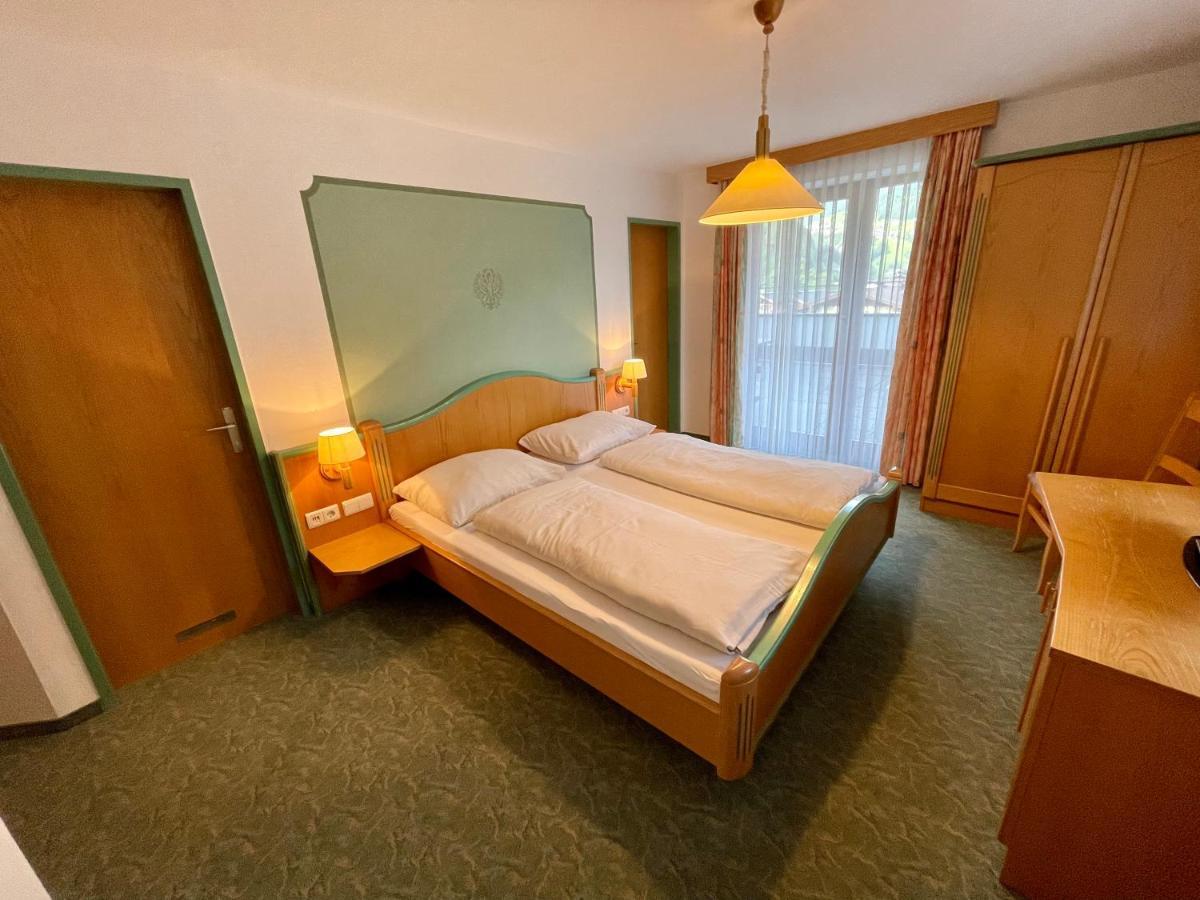 Hotel Gasthof Stoanerhof Mayrhofen Eksteriør billede